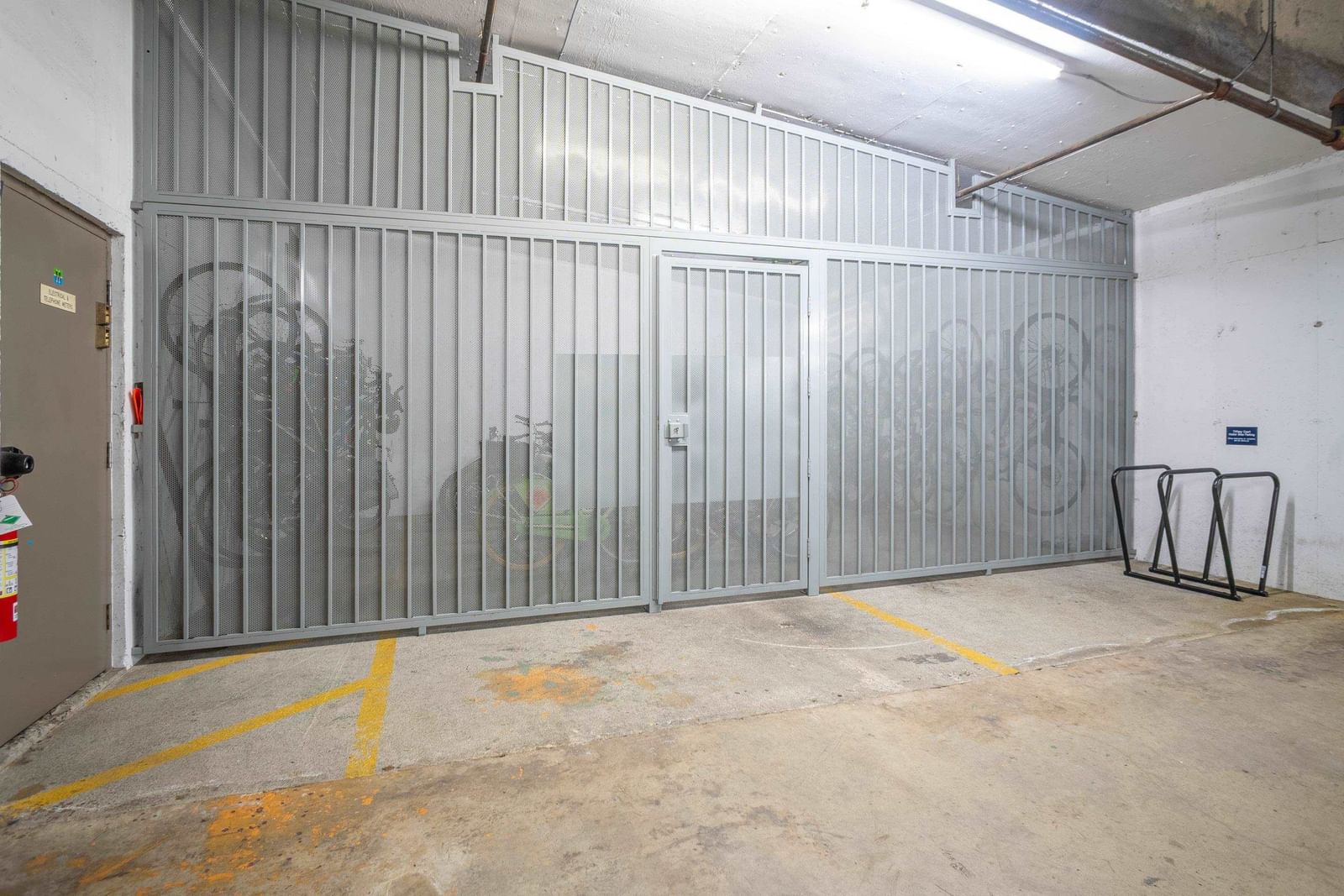 Listing Image 20