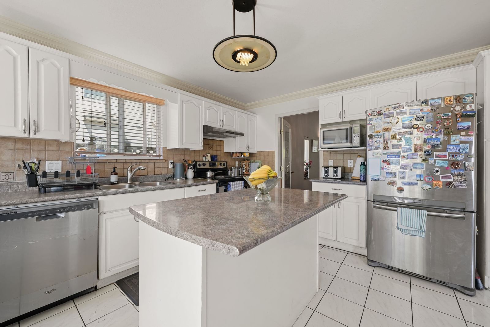 Listing Image 13