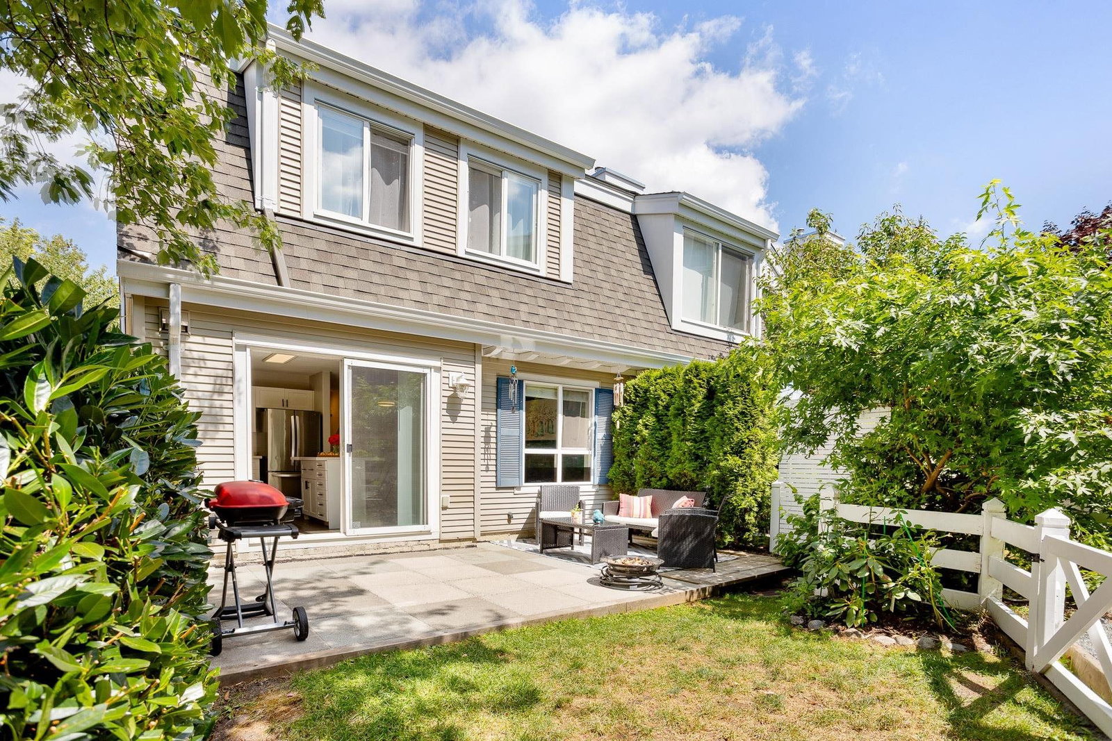 Listing Image 8