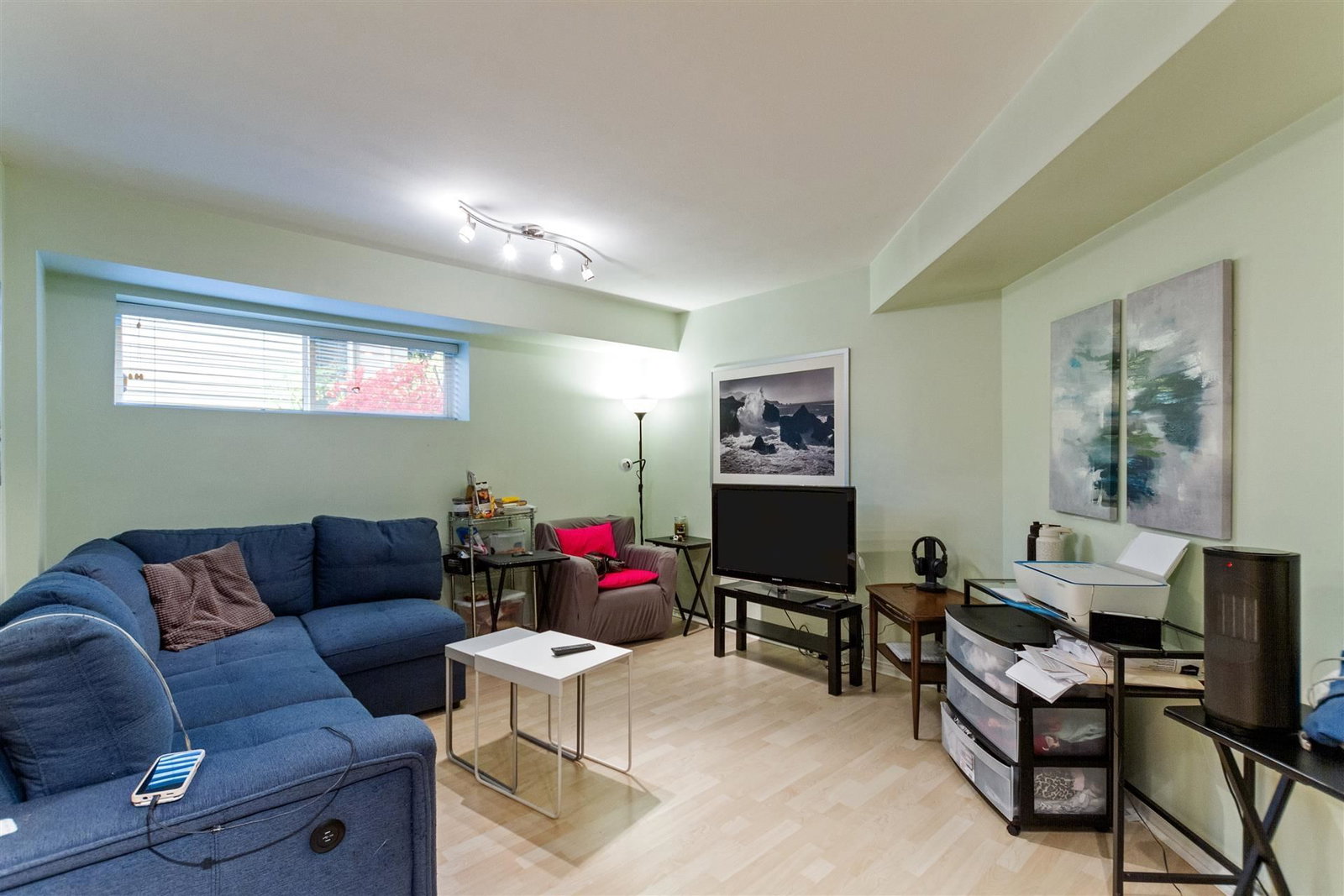 Listing Image 17