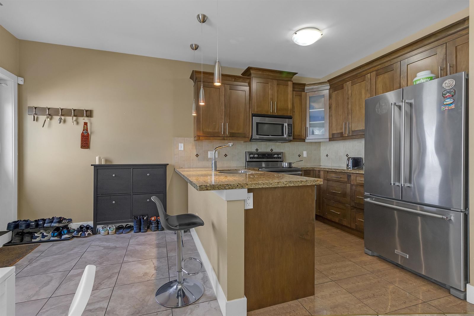 Listing Image 8