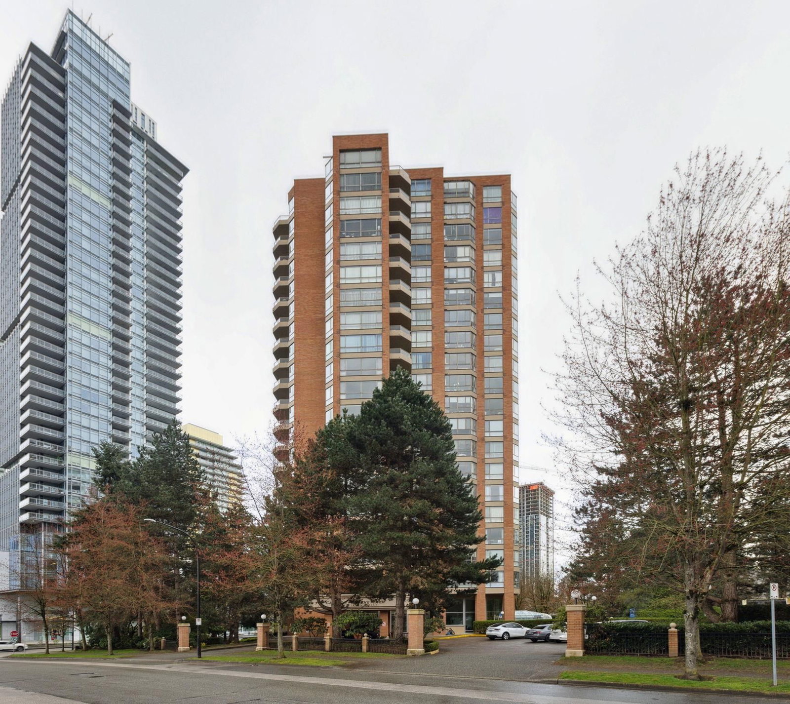 Listing Image 5