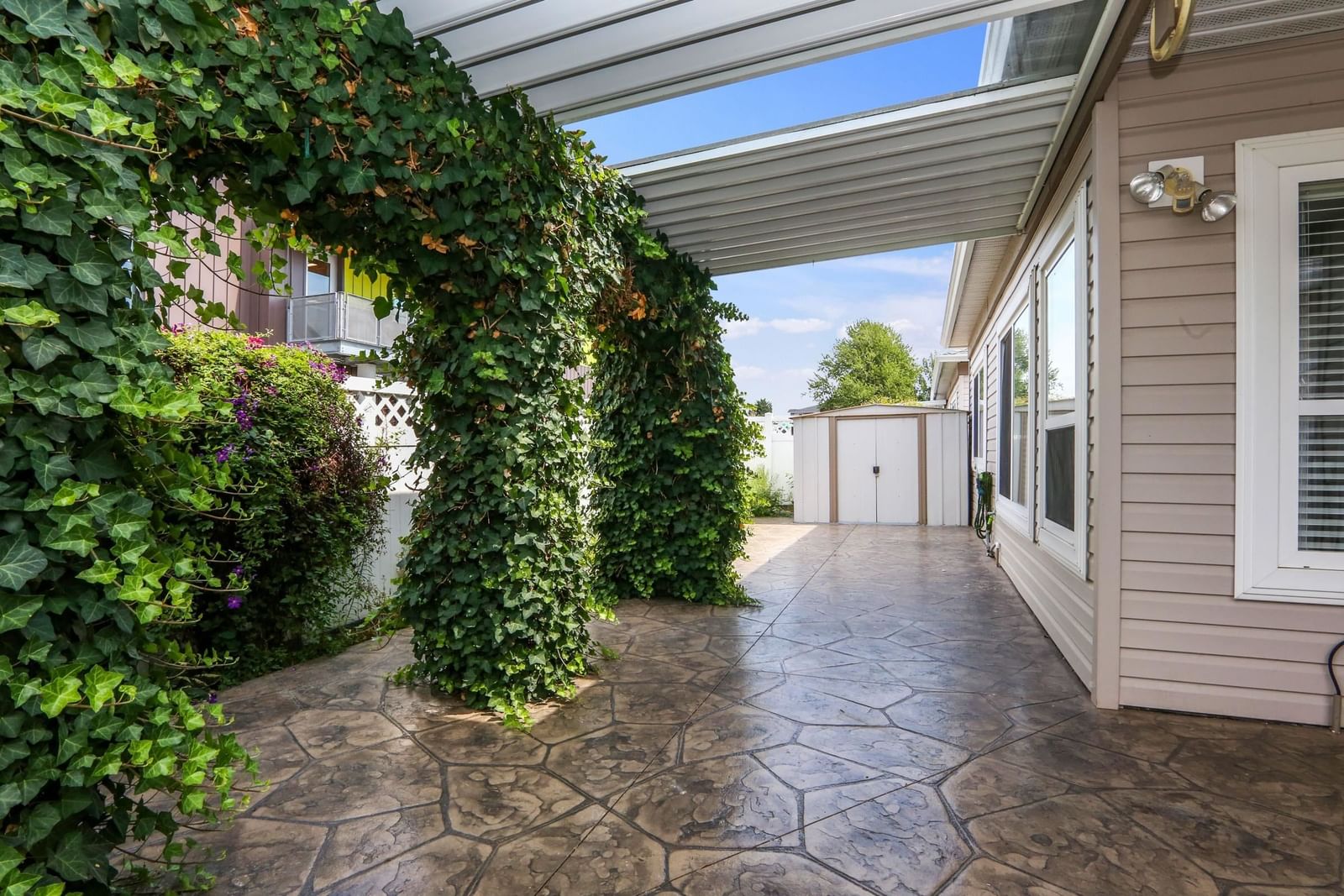 Listing Image 22