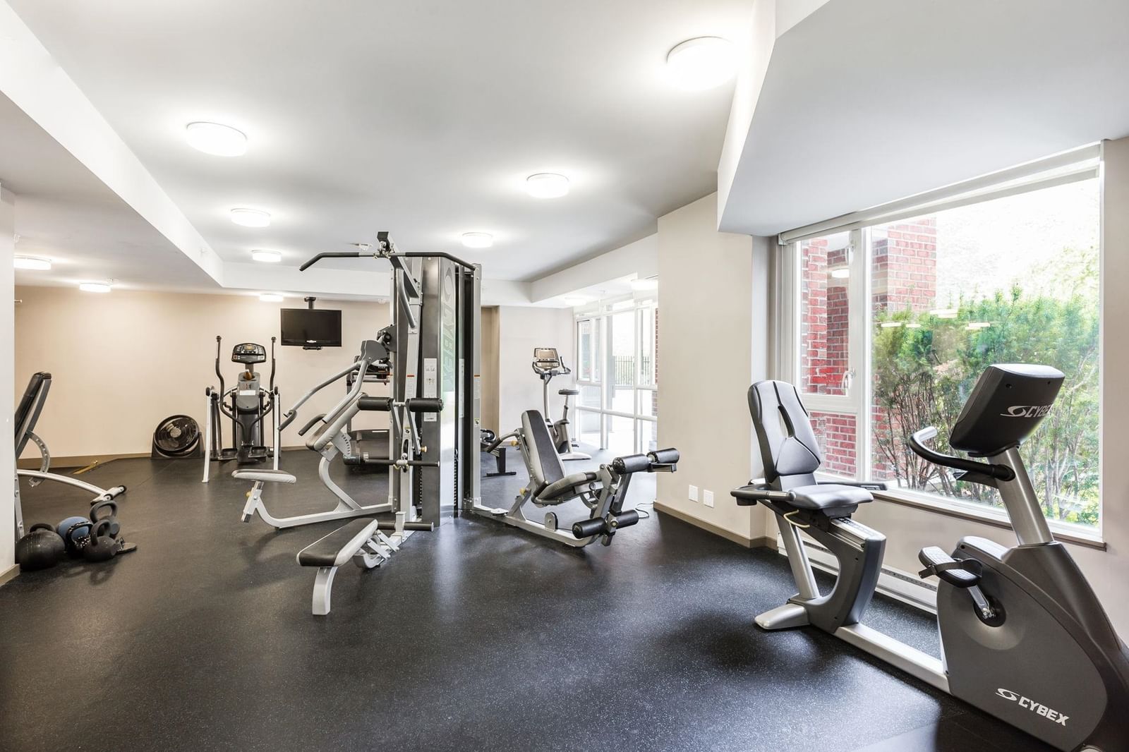 Listing Image 36