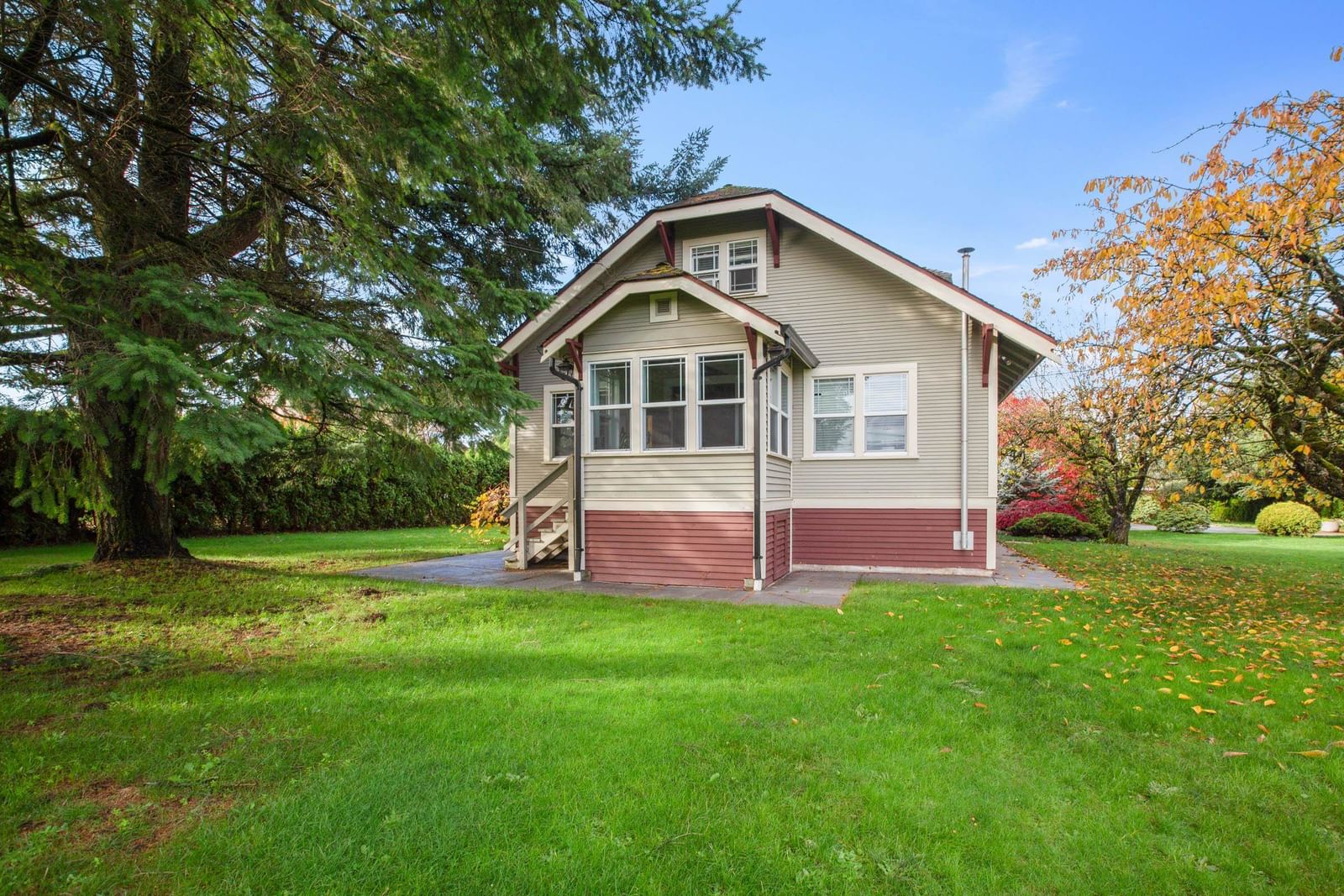 Listing Image 6