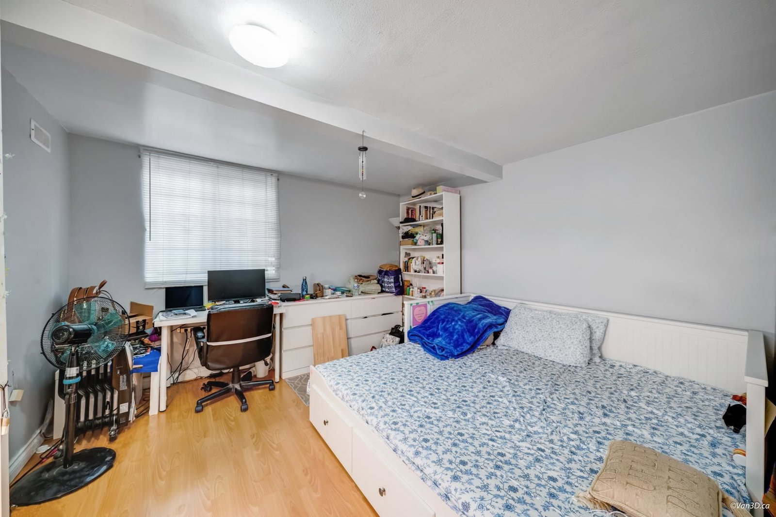 Listing Image 25
