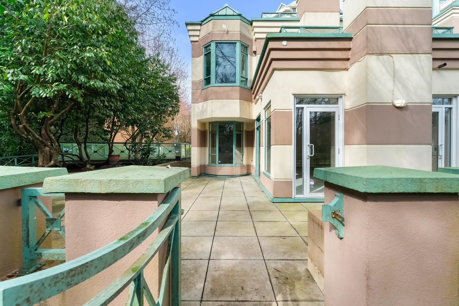 Listing Image 18
