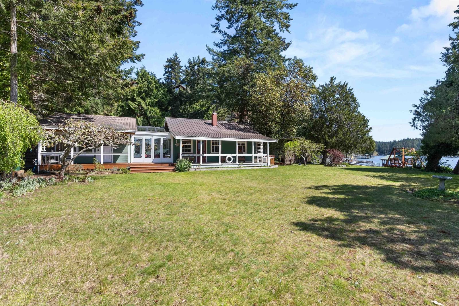 Listing Image 8
