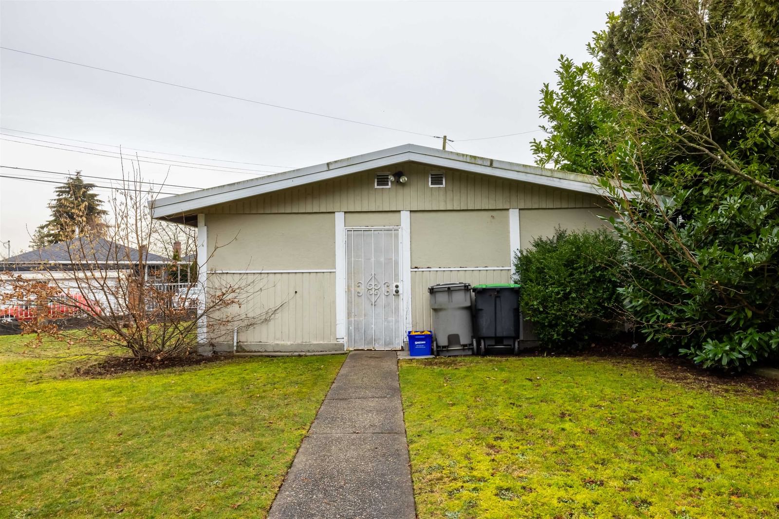 Listing Image 14