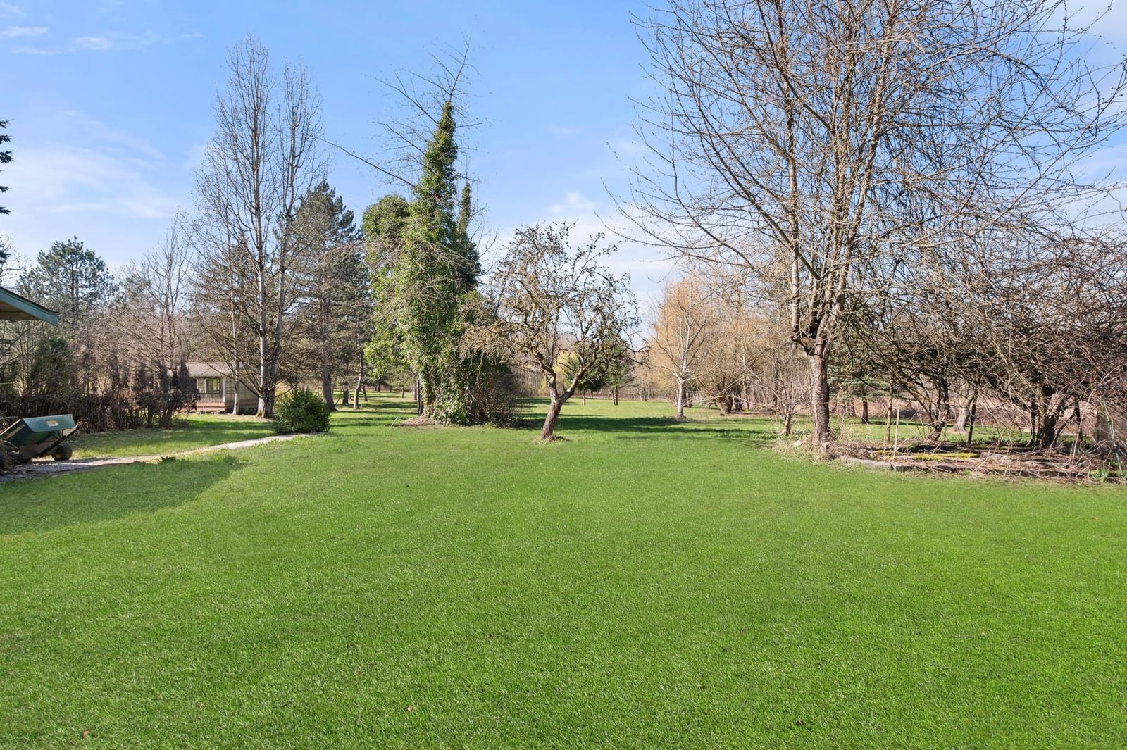 Listing Image 30