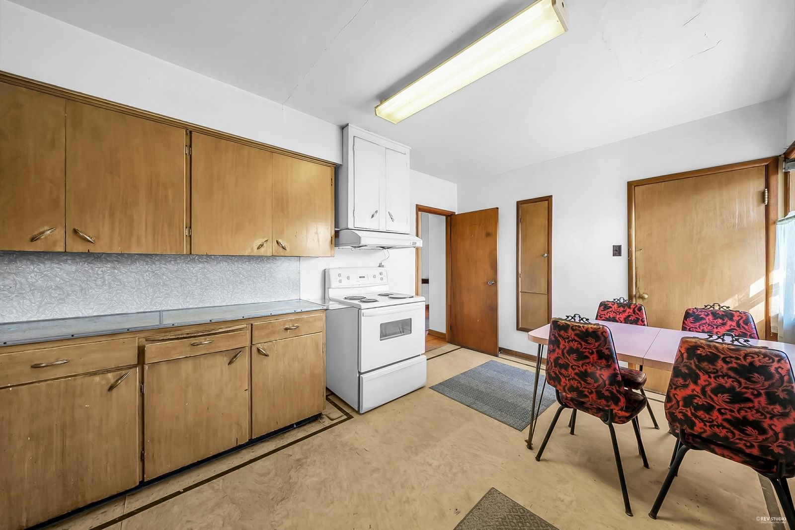 Listing Image 16