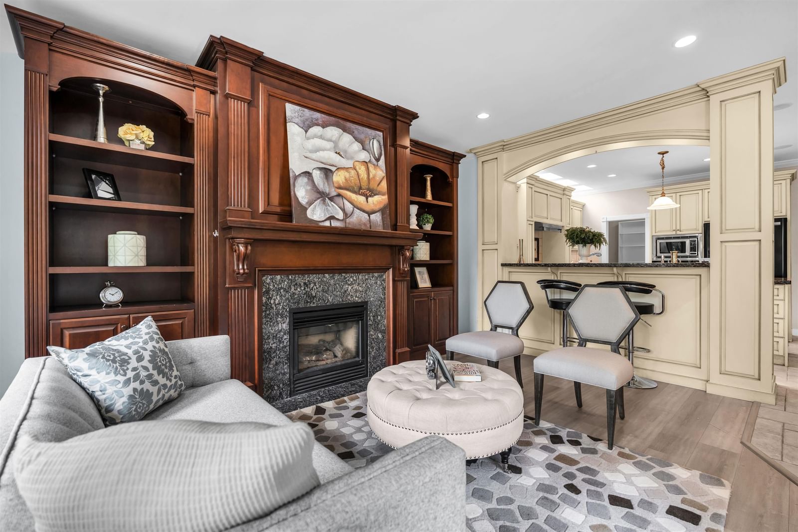 Listing Image 15
