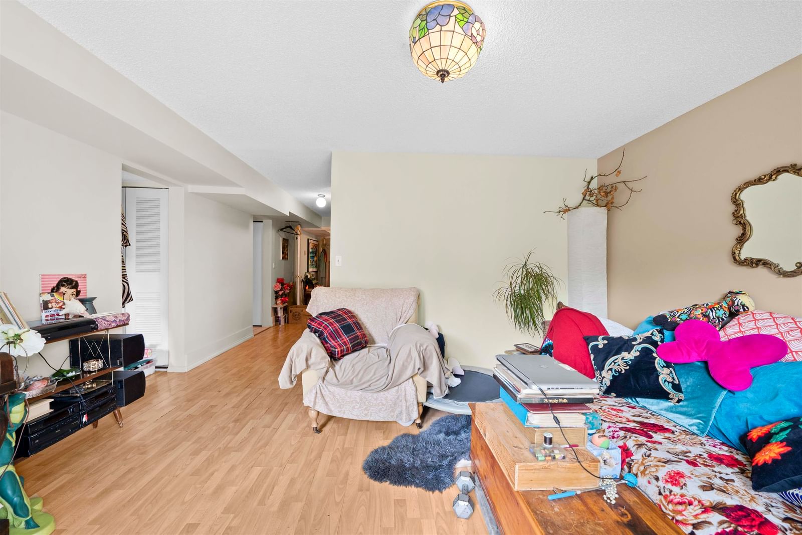Listing Image 24