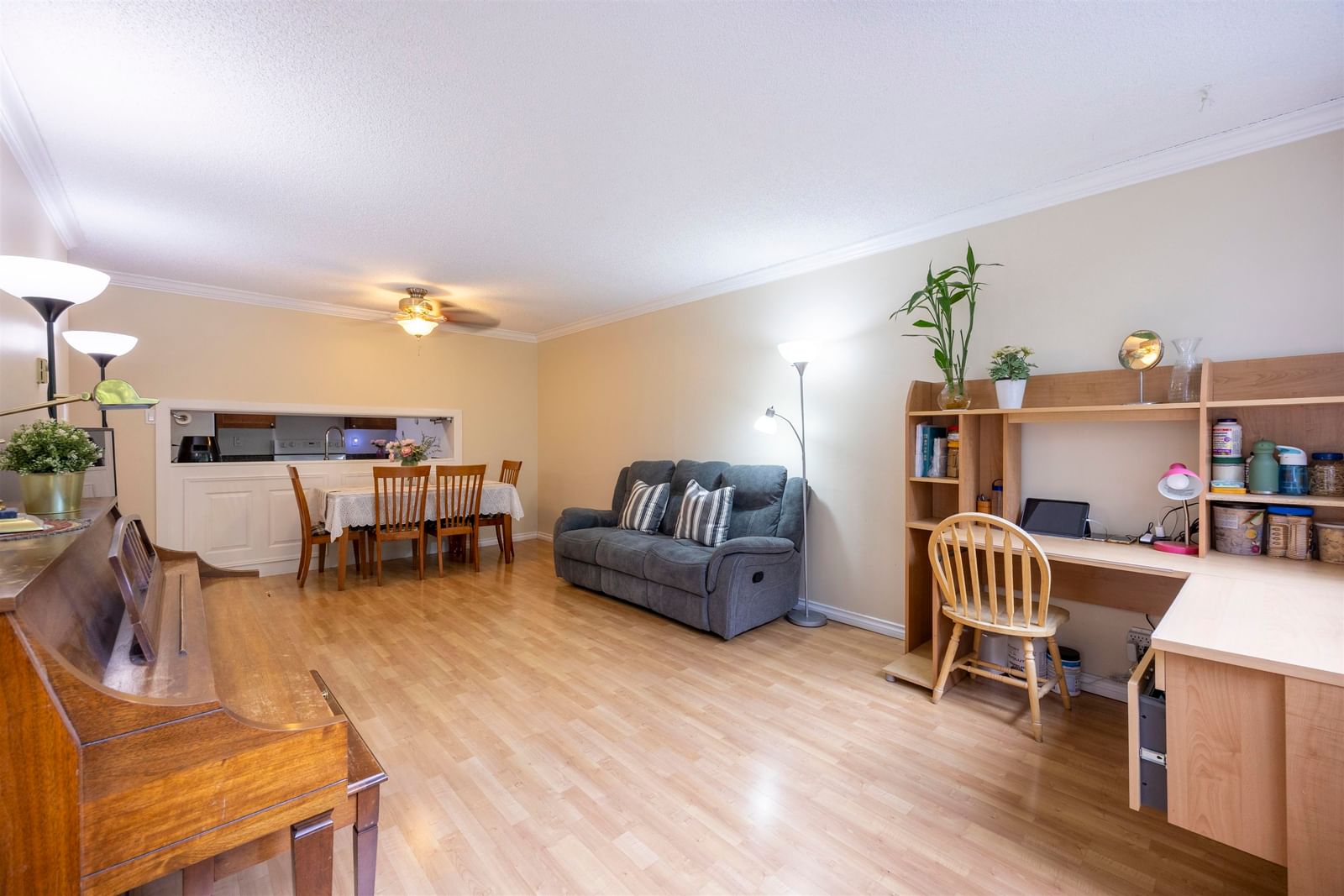 Listing Image 15