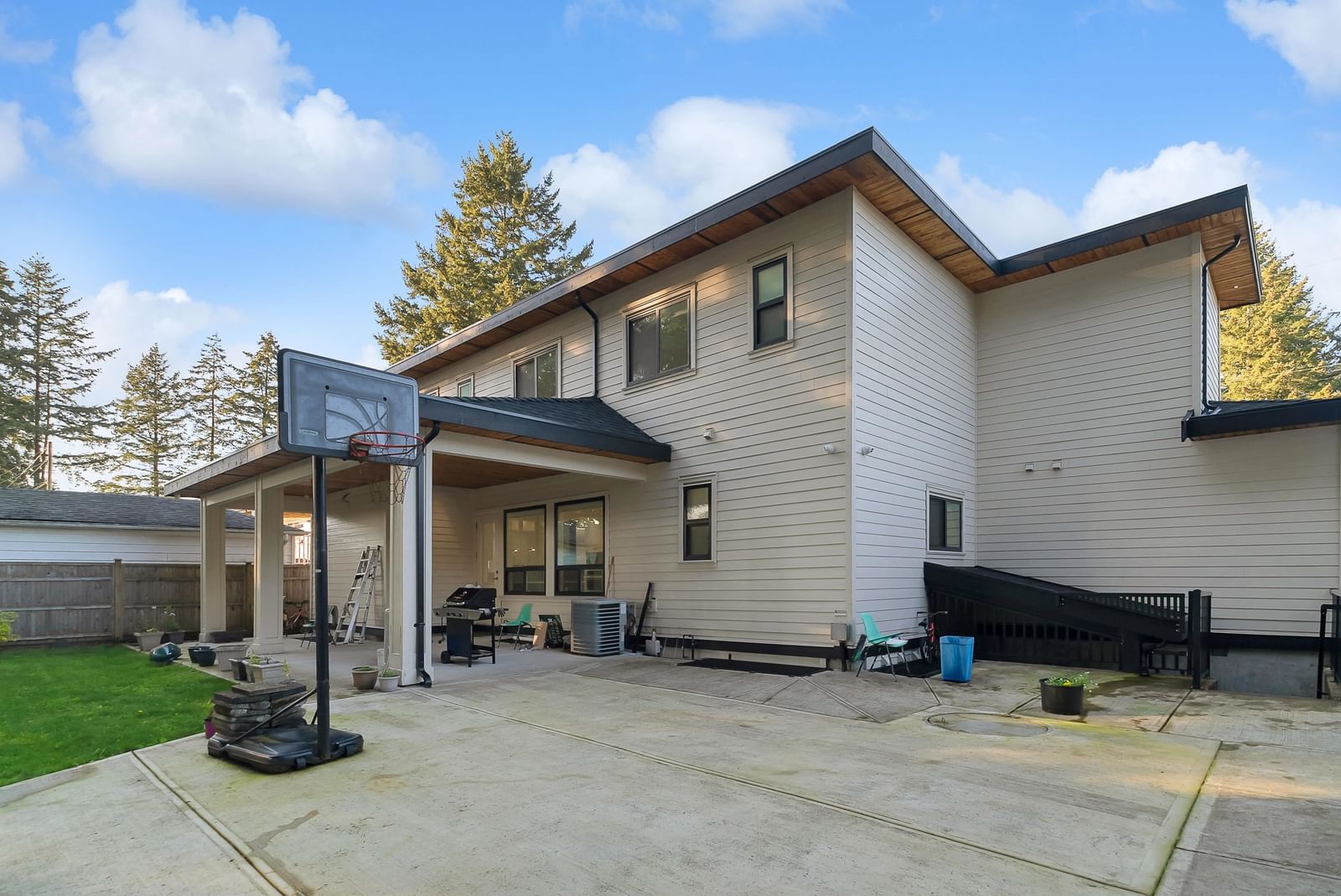 Listing Image 29