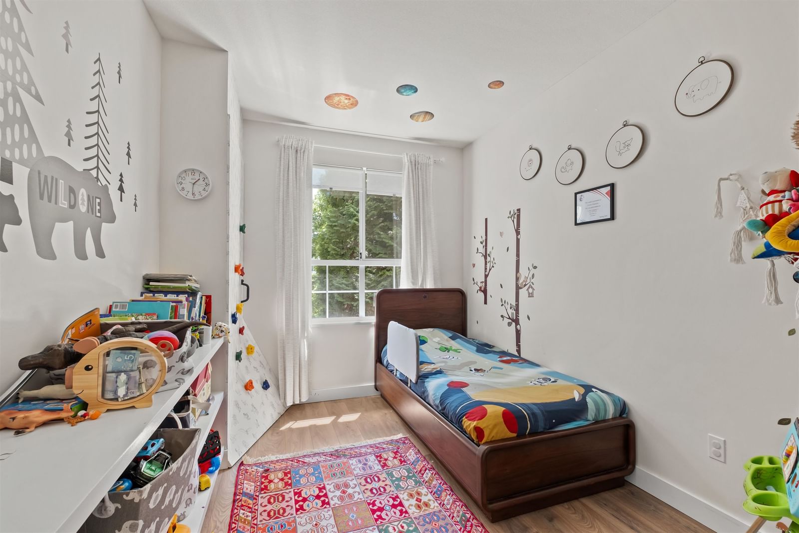 Listing Image 19