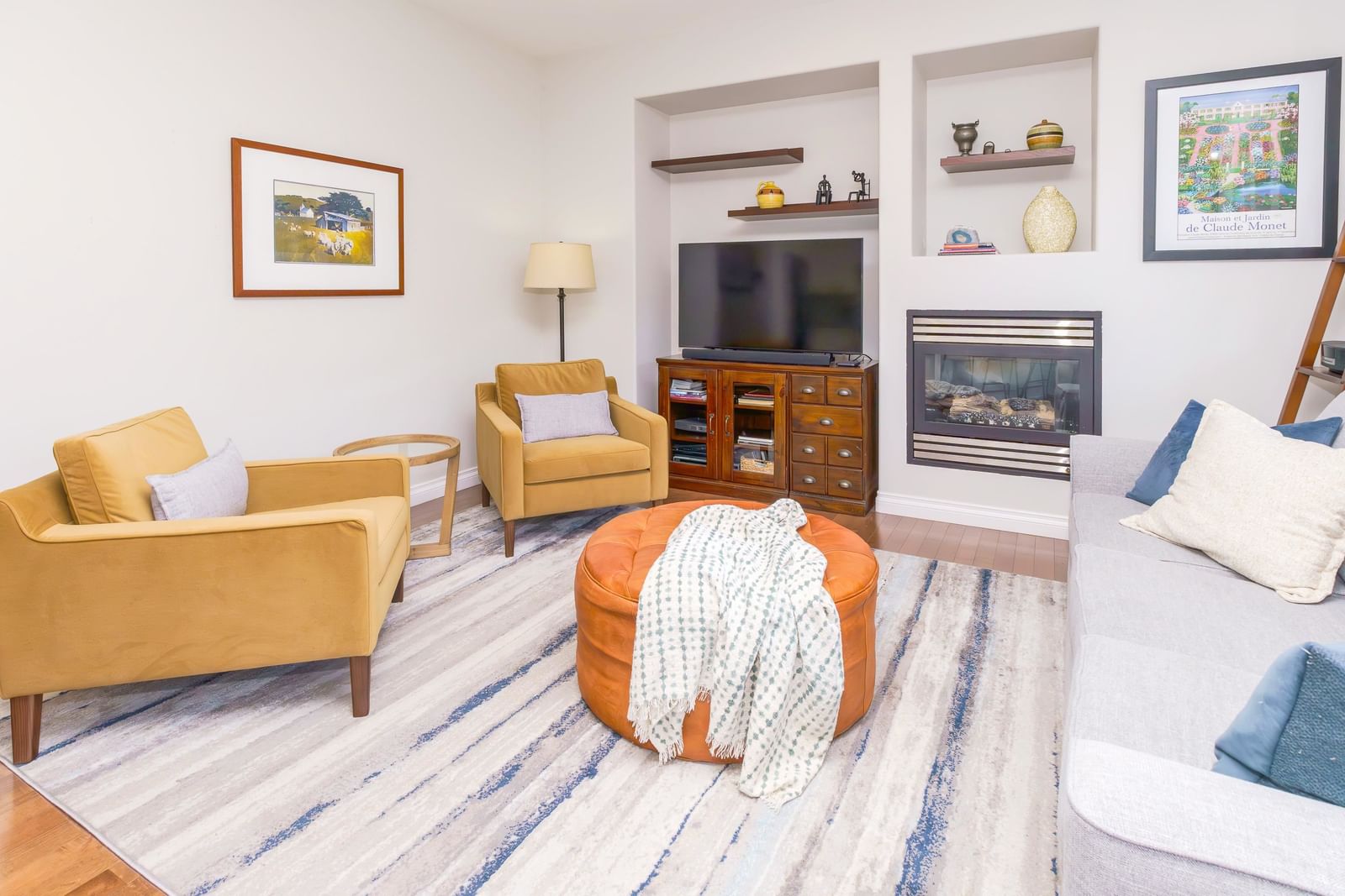 Listing Image 11