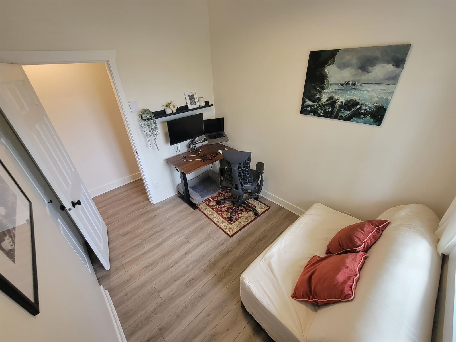 Listing Image 13