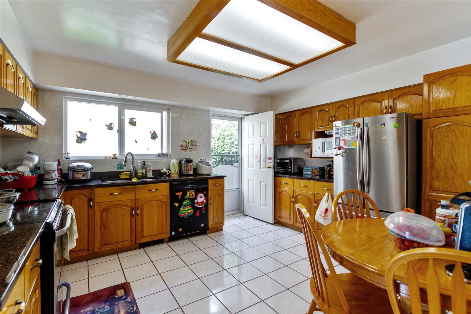 Listing Image 9