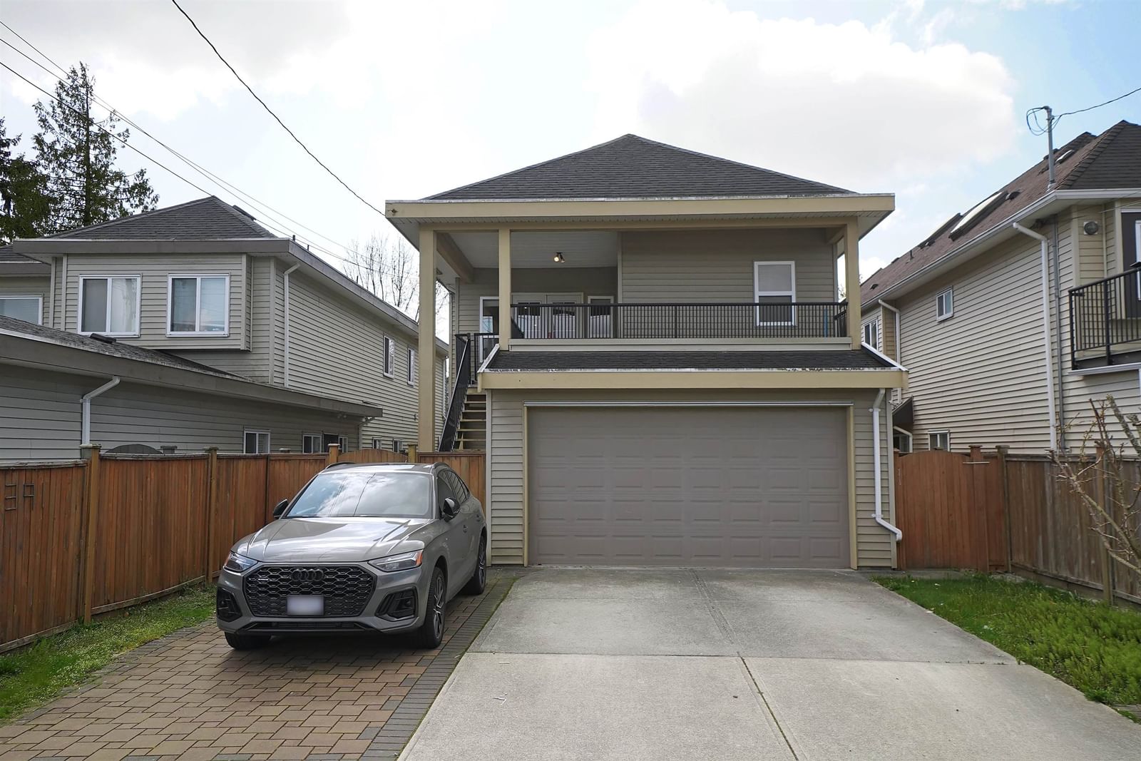 Listing Image 4