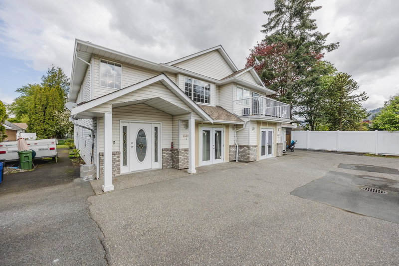 2 - 45821 Thomas Road, Chilliwack, V2R 1B8 | Image 2