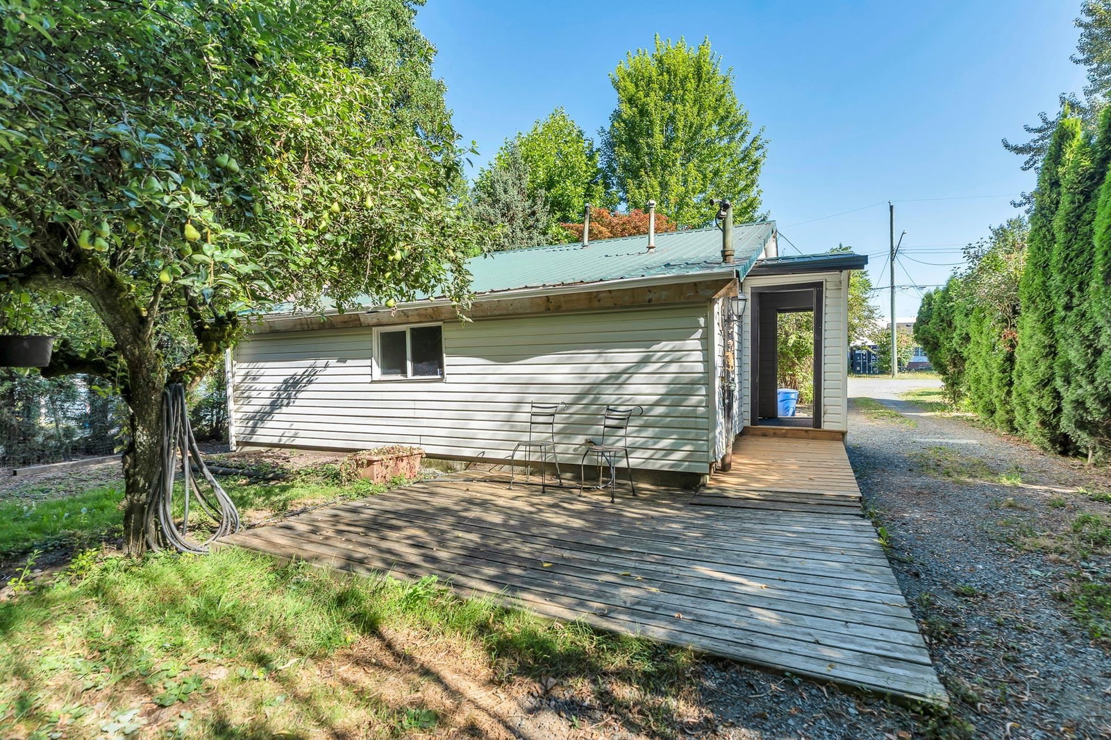 Listing Image 8
