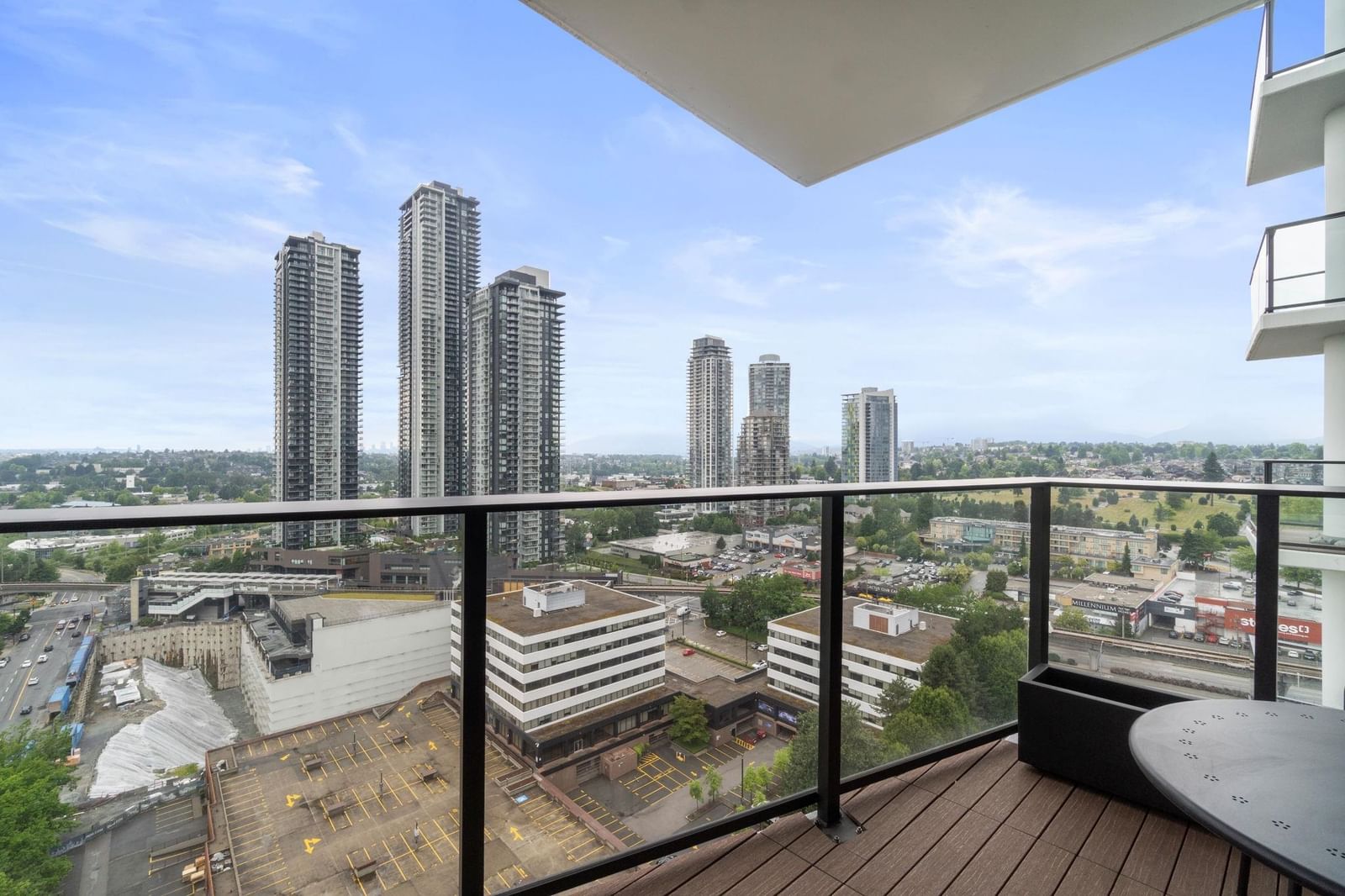 Listing Image 5
