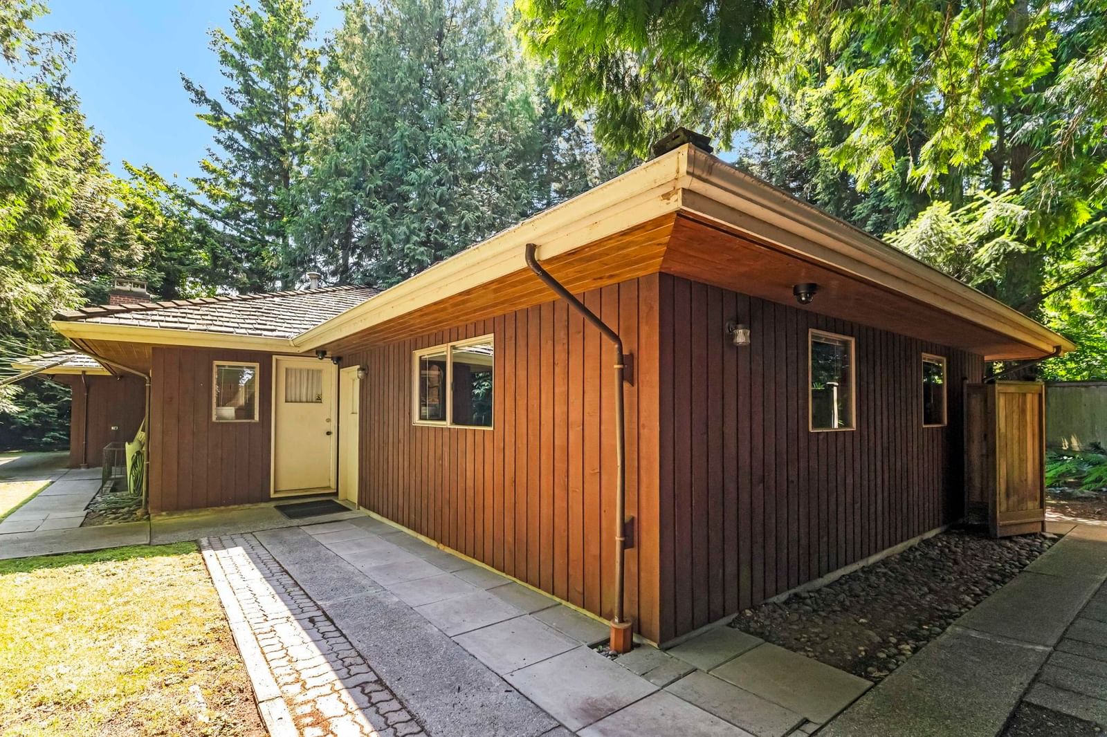 Listing Image 34