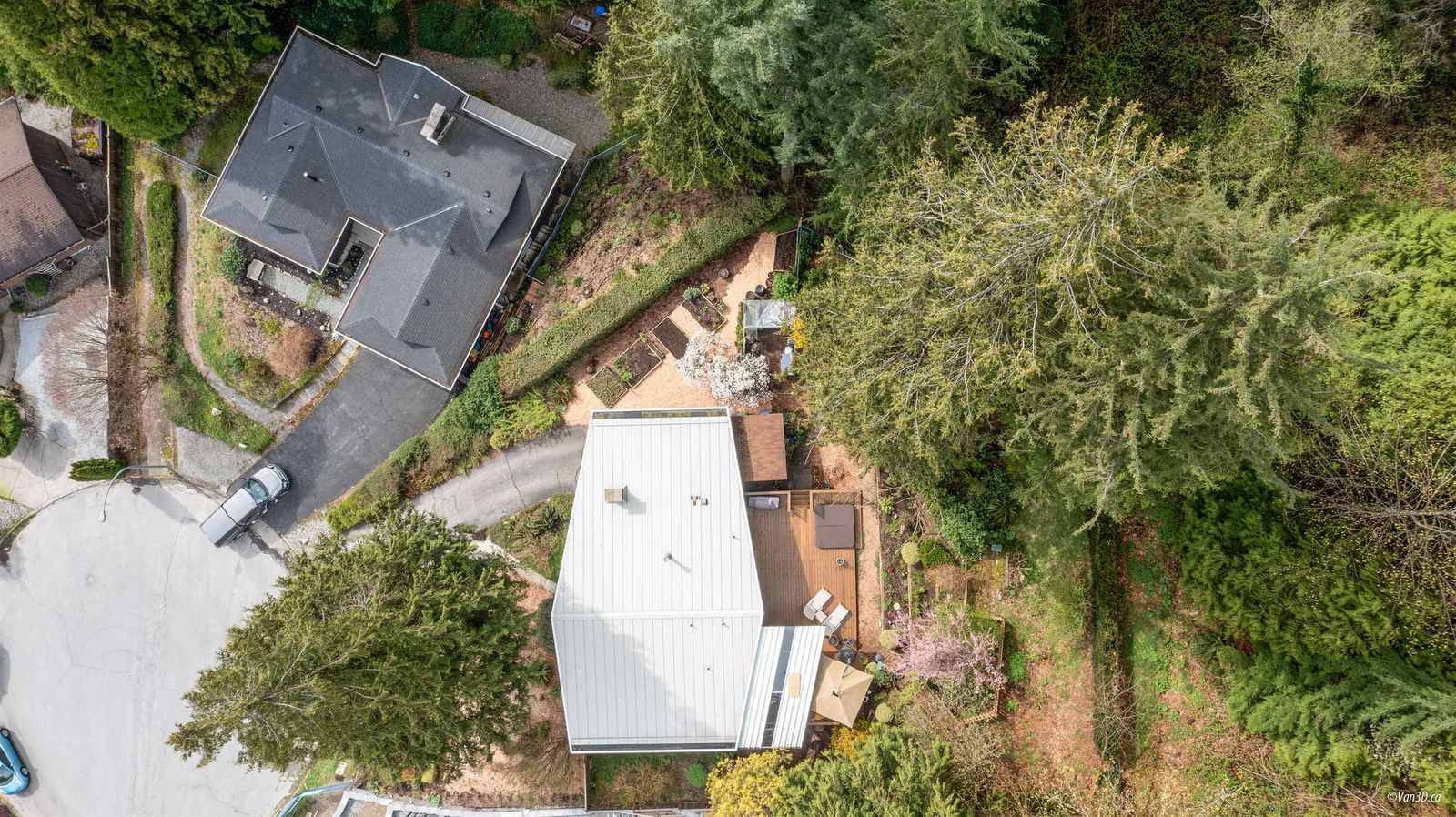 Listing Image 16