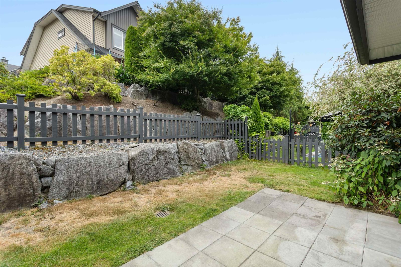 Listing Image 27