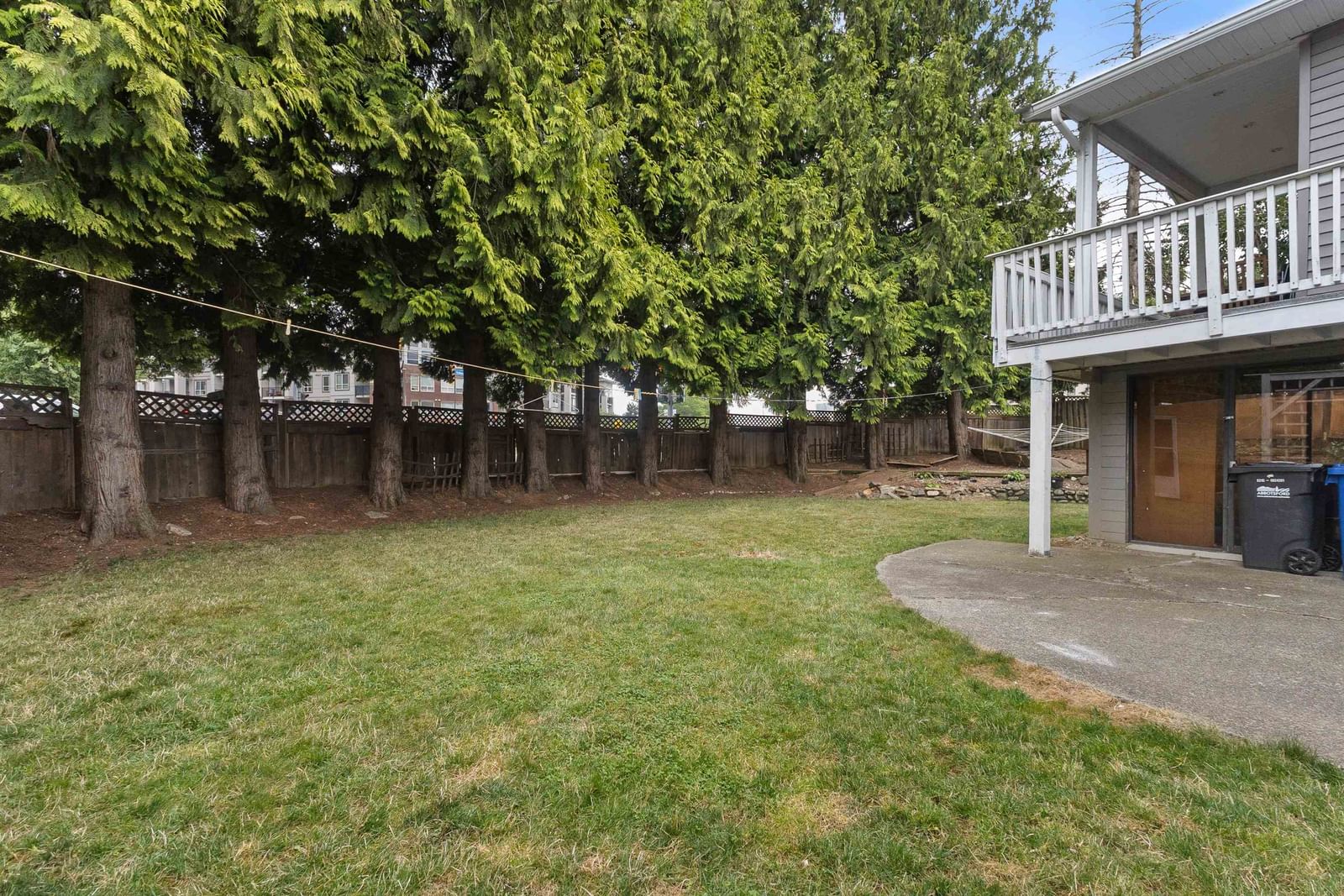 Listing Image 24