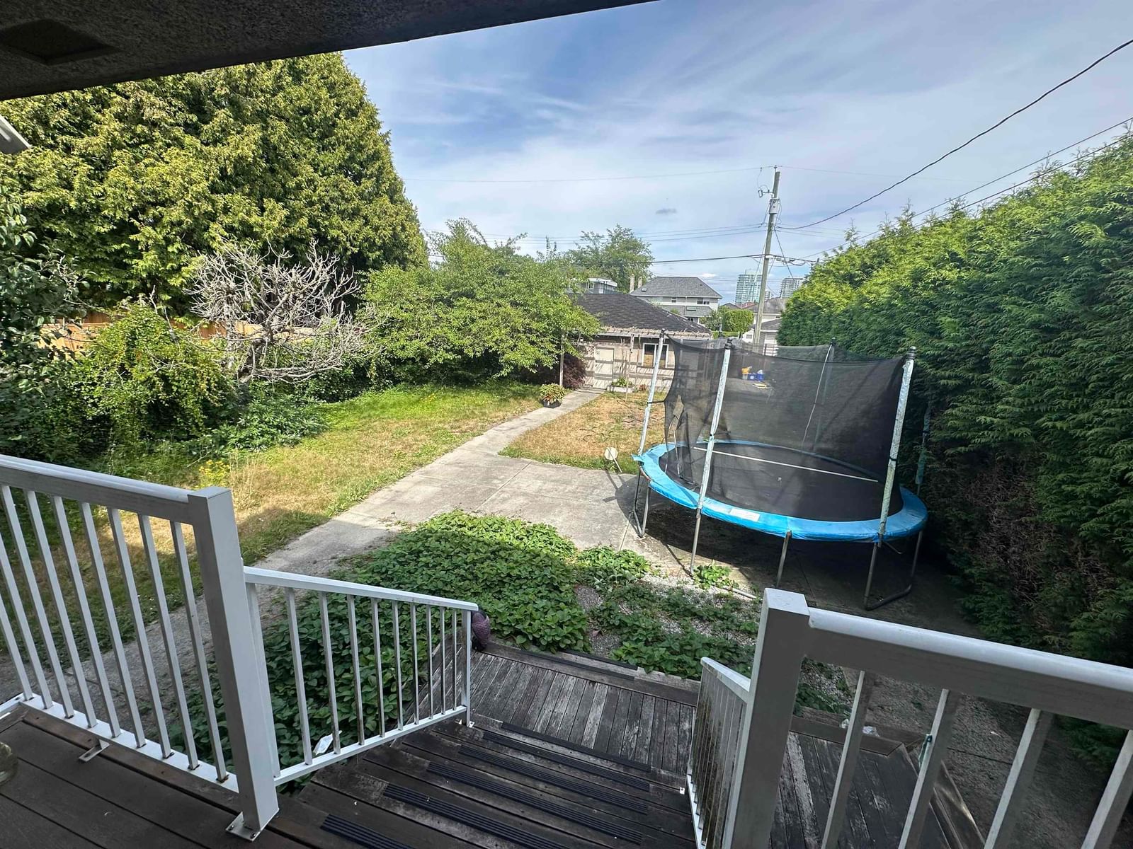Listing Image 8