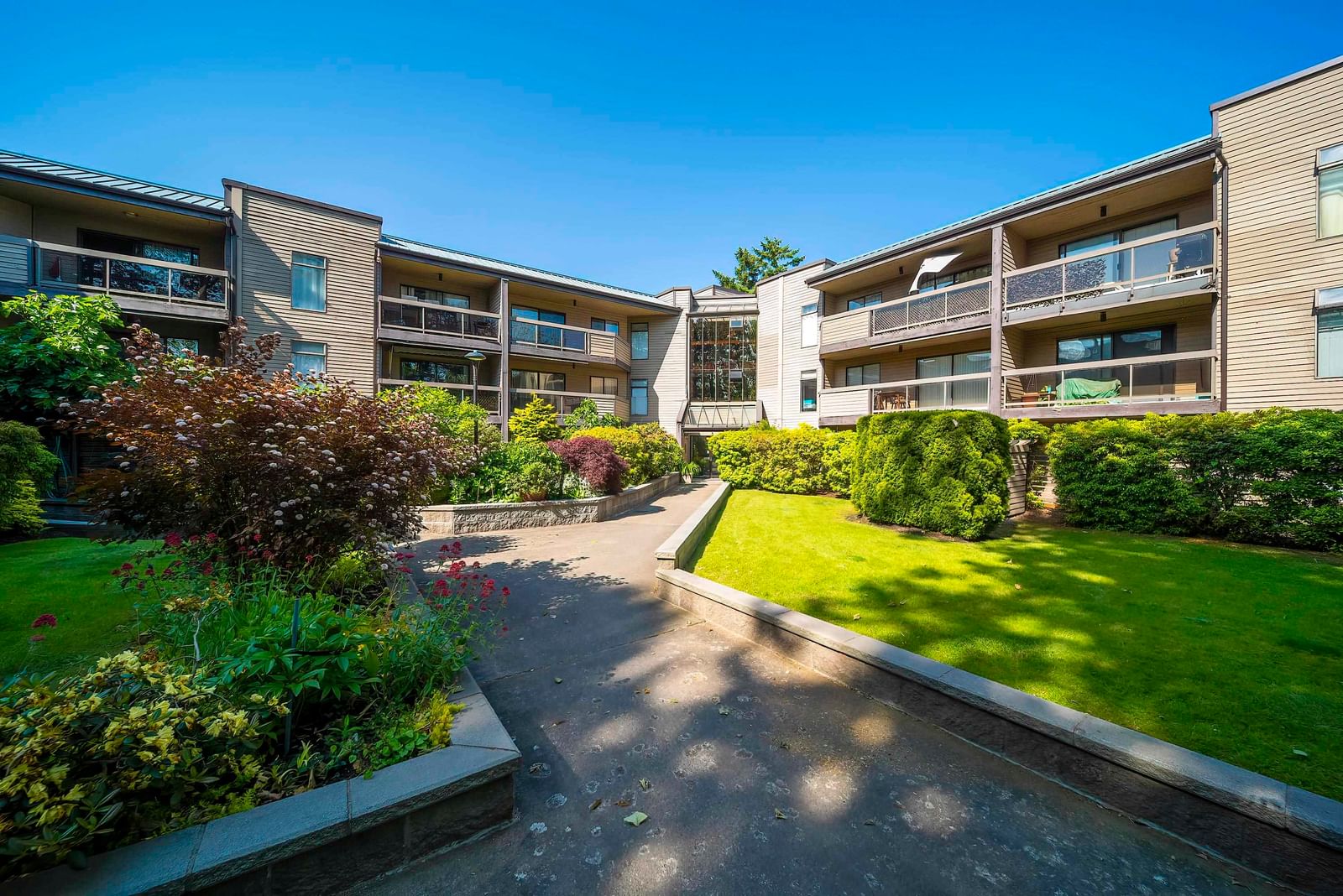 Listing Image 26