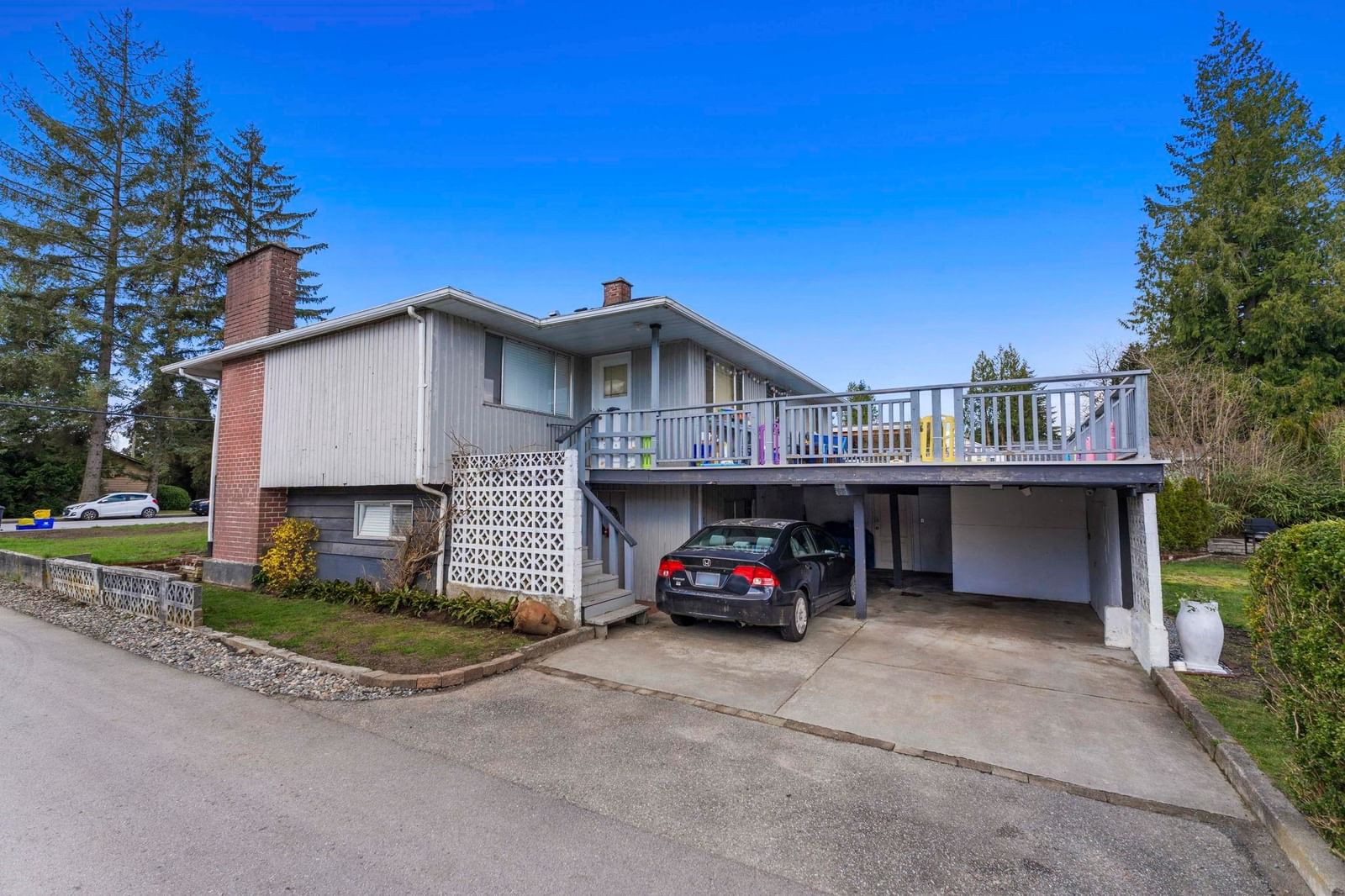 Listing Image 8