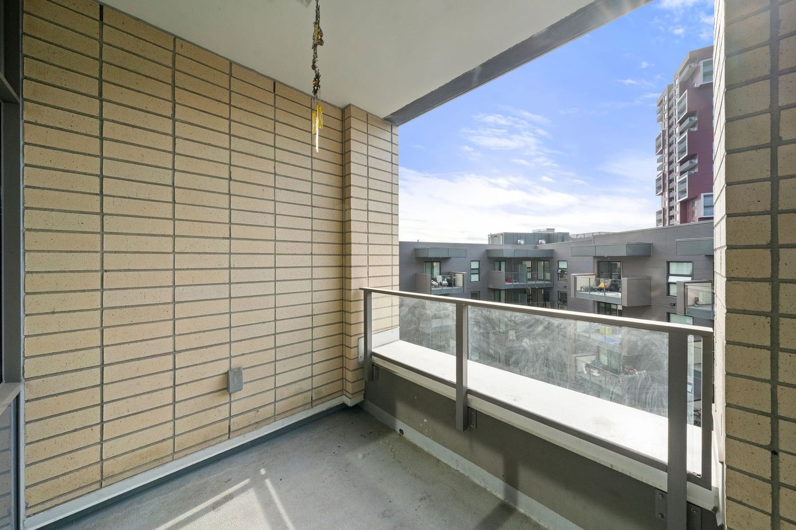 Listing Image 30
