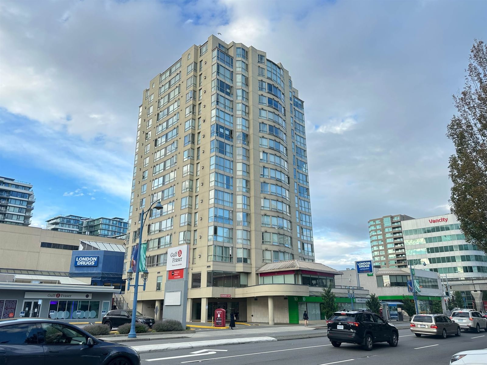 Listing Image 1