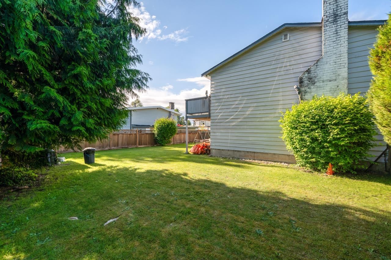 Listing Image 23