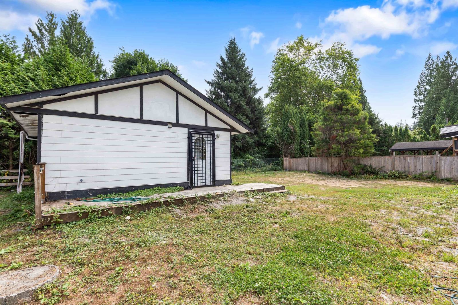Listing Image 13