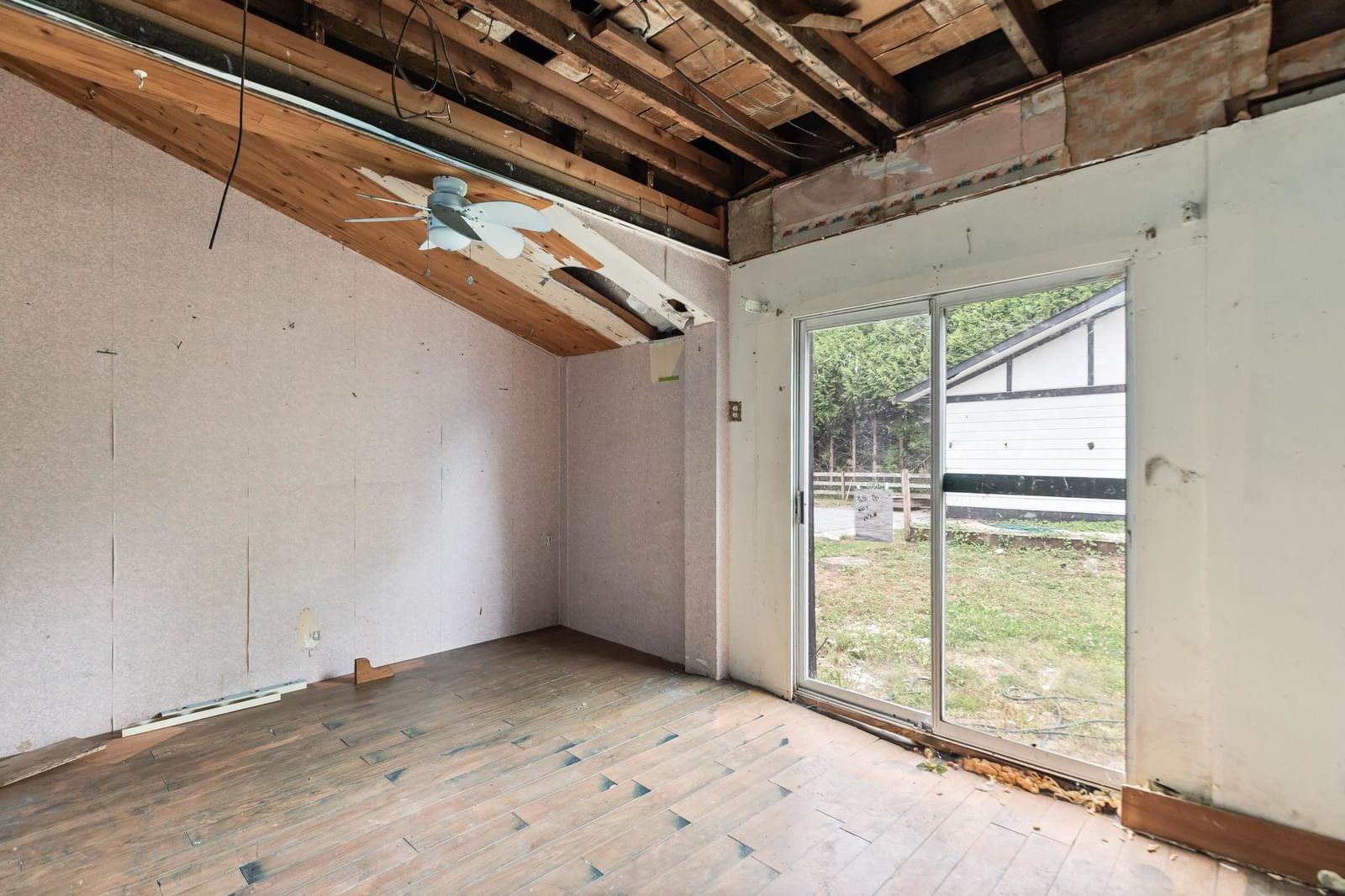 Listing Image 28