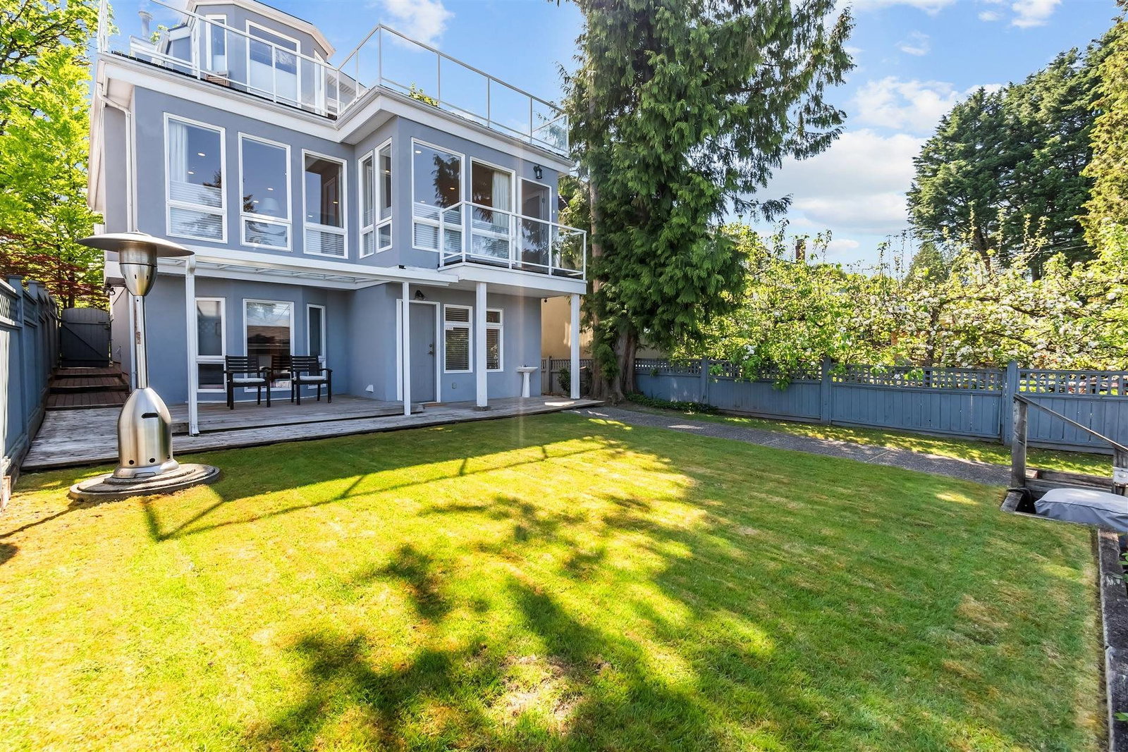 Listing Image 19