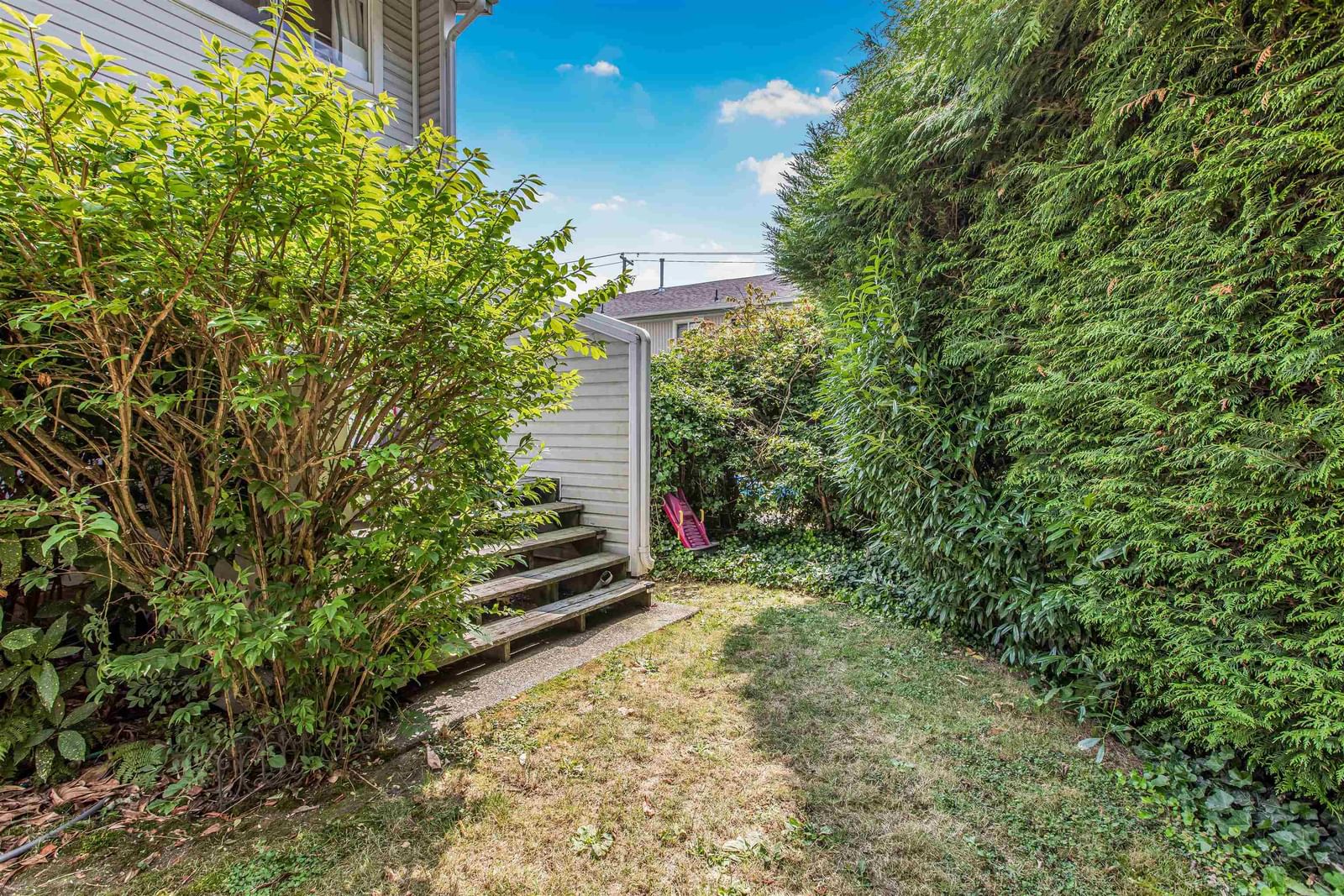Listing Image 37
