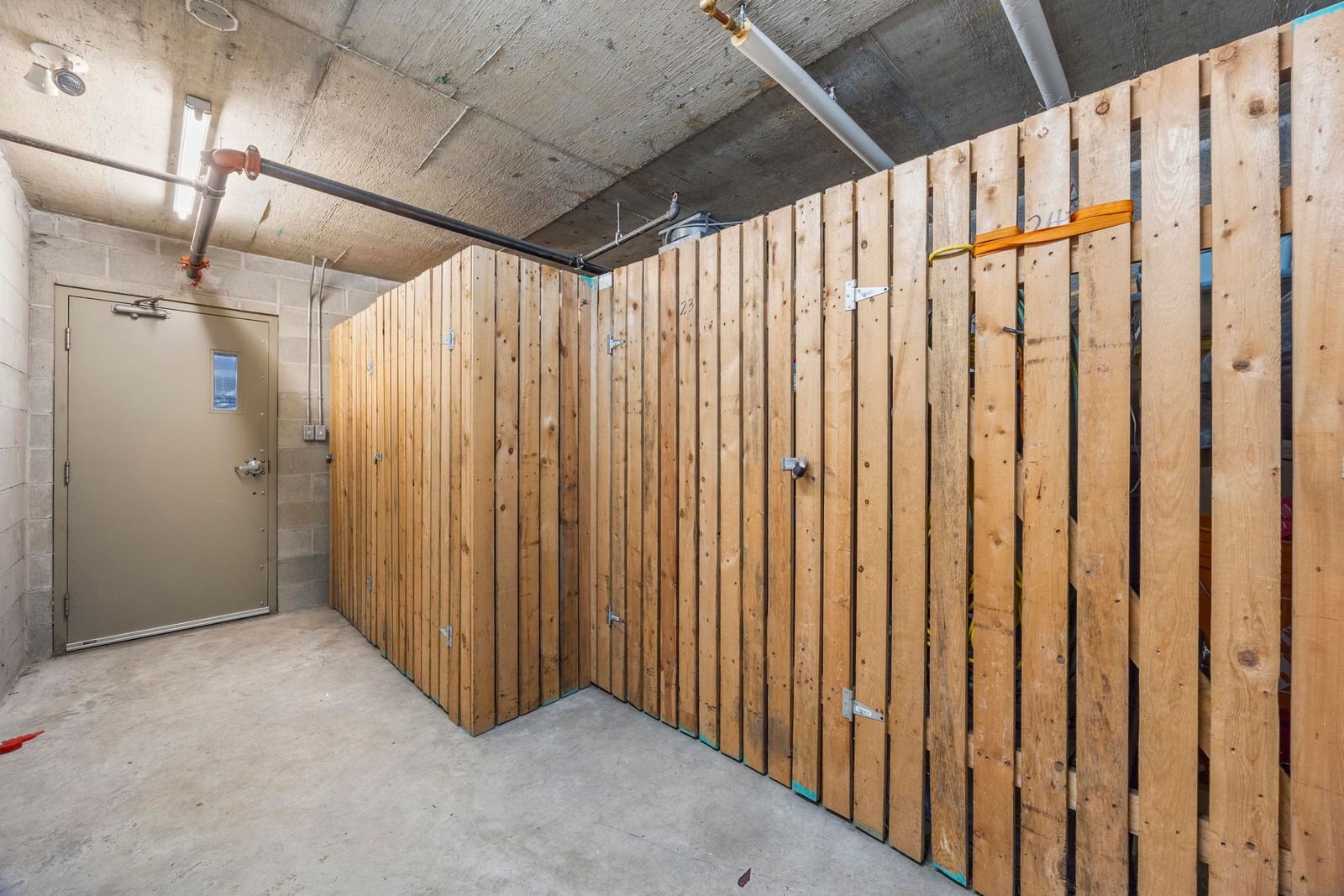 Listing Image 37