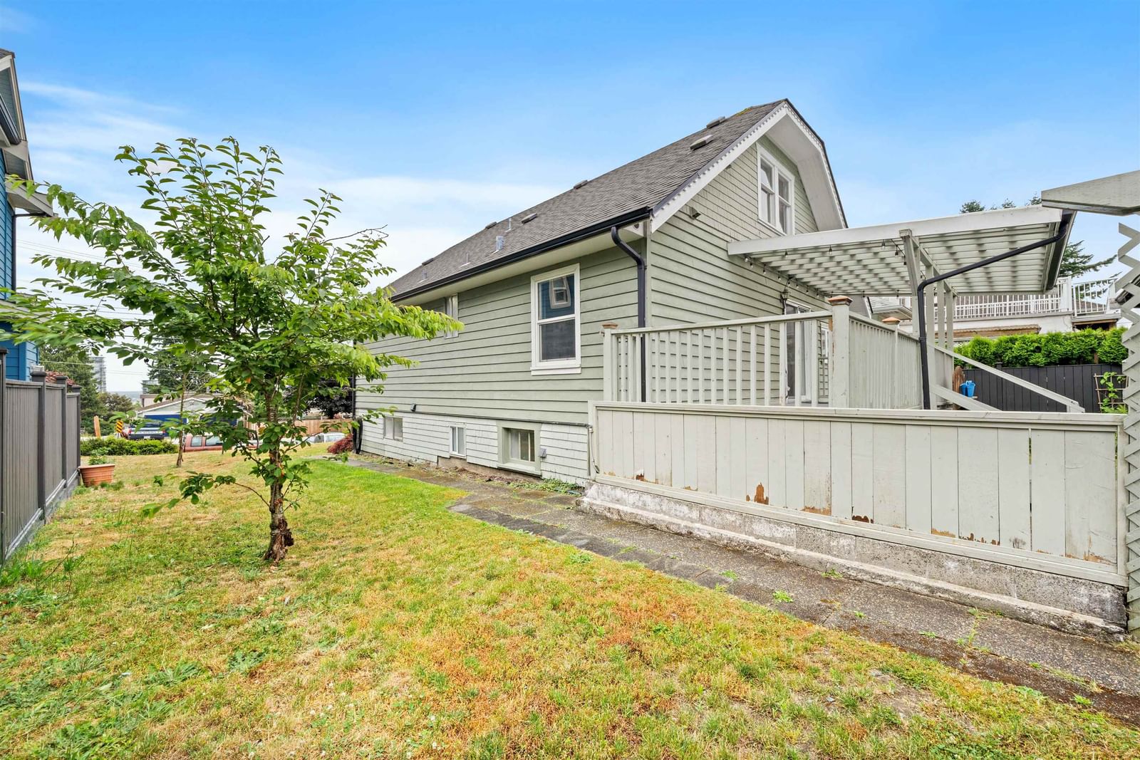Listing Image 33