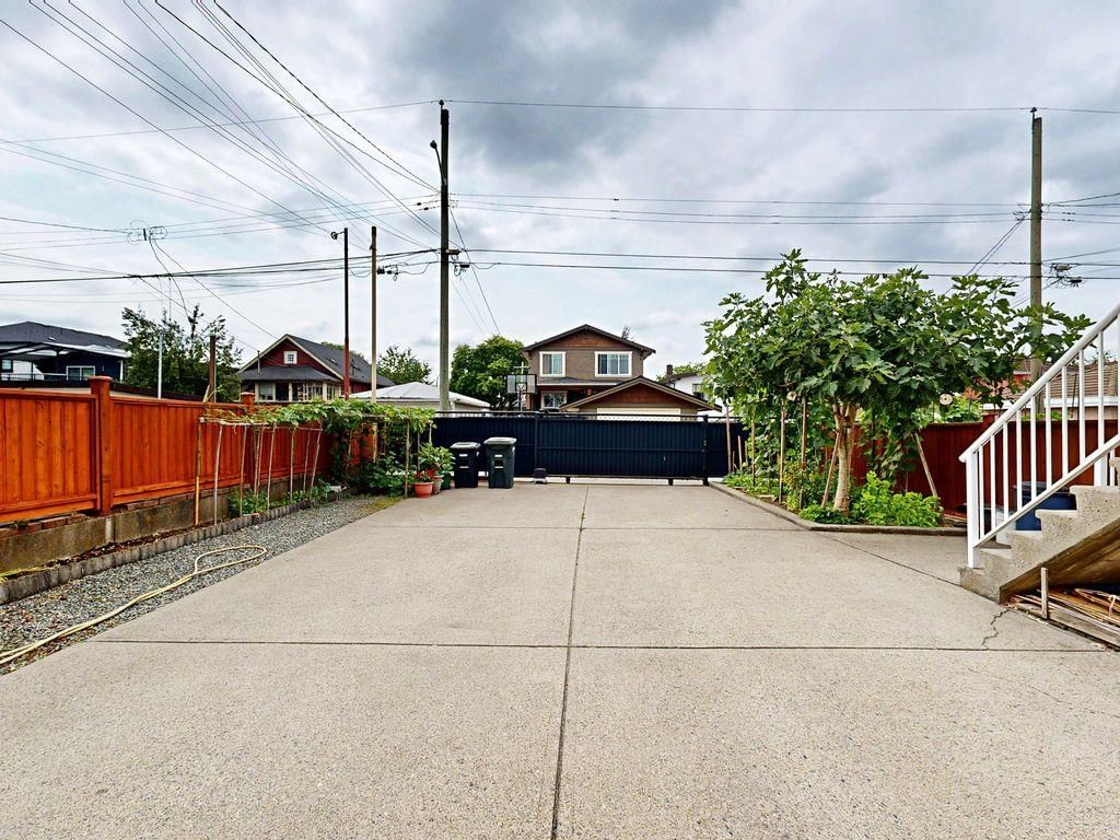 Listing Image 38