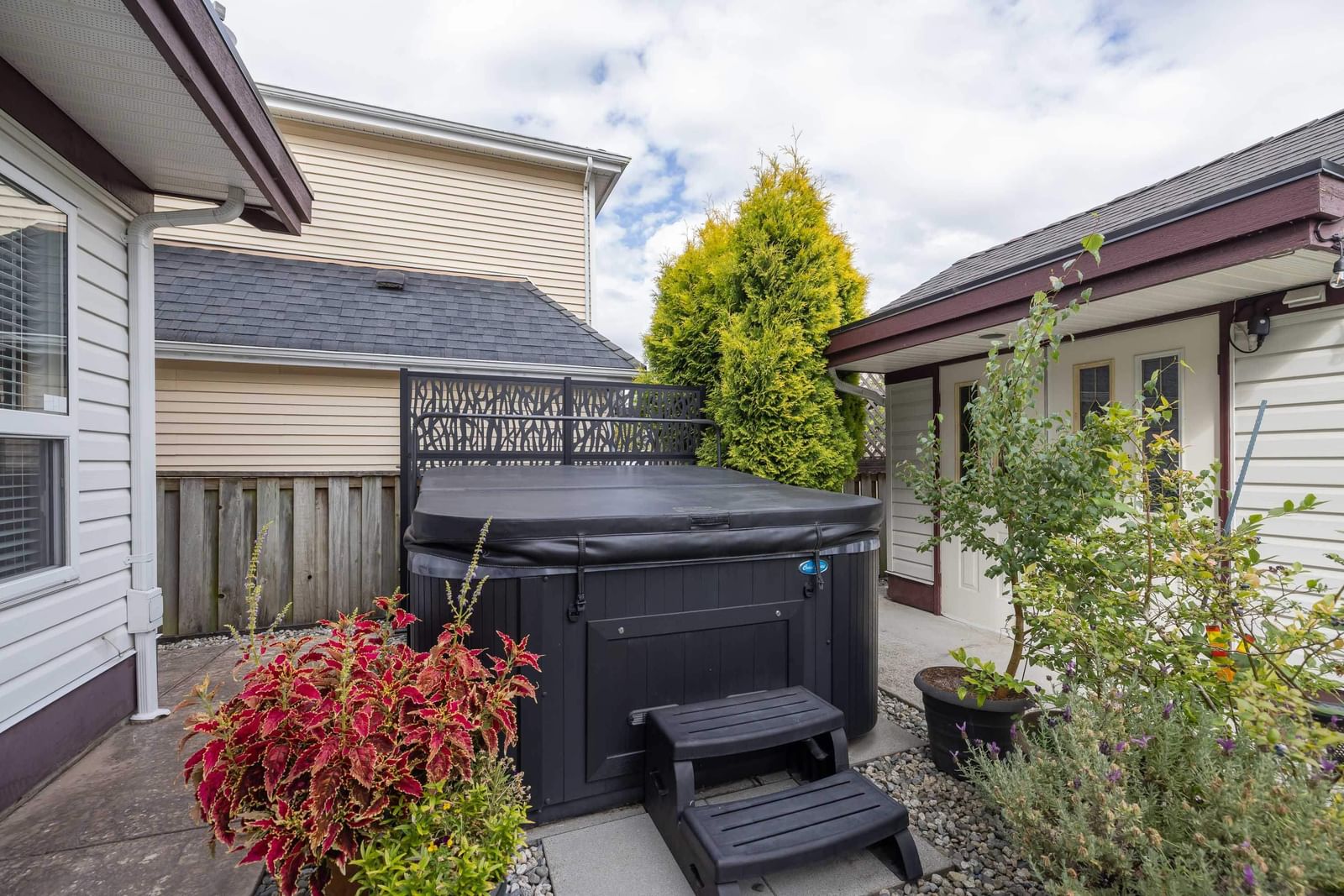 Listing Image 34
