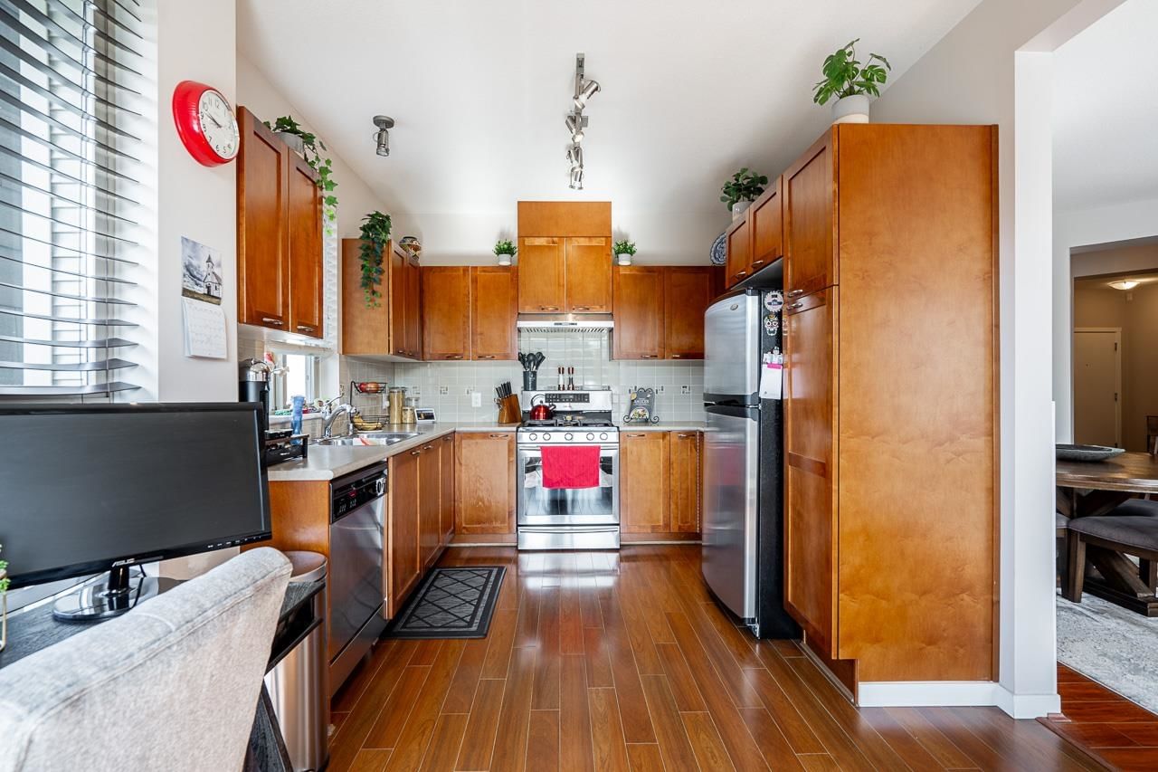 Listing Image 15