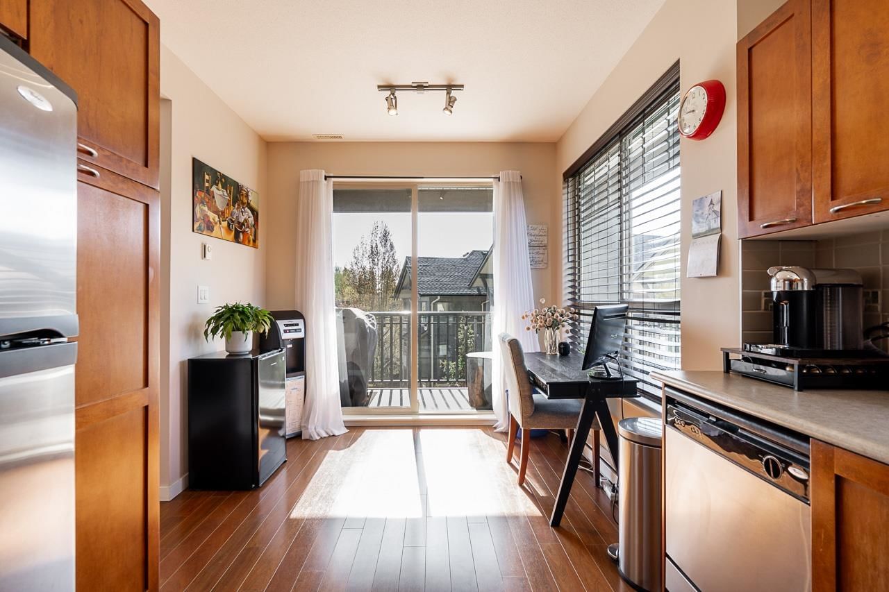 Listing Image 19