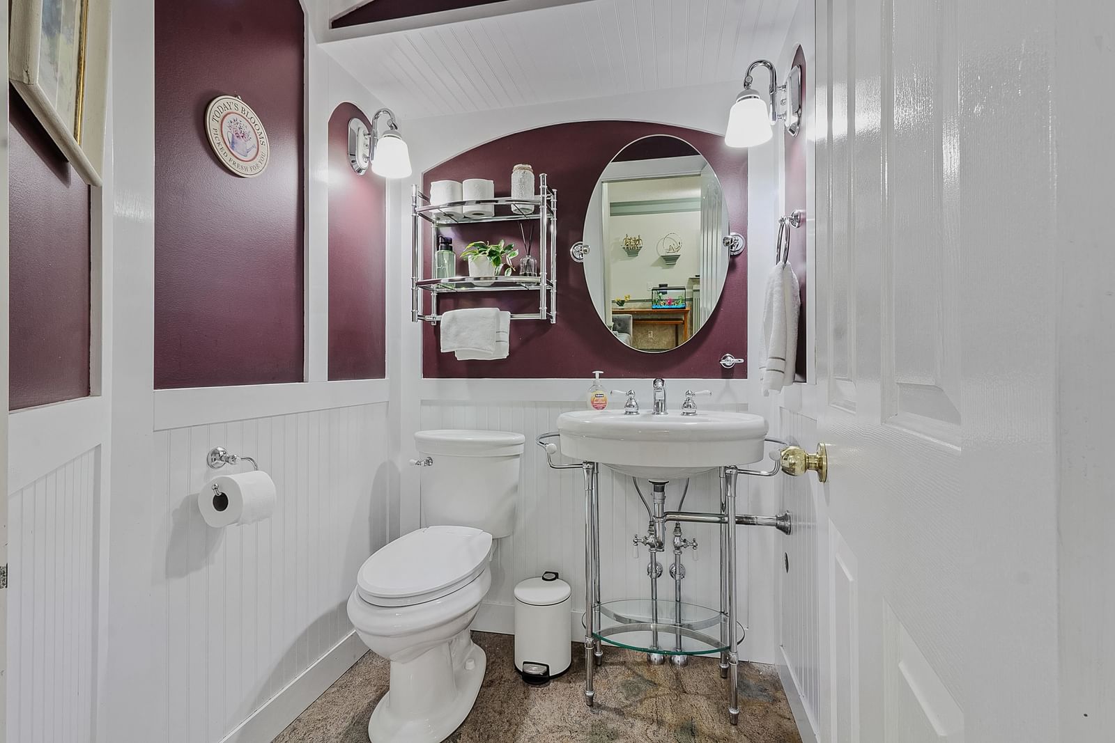 Listing Image 10