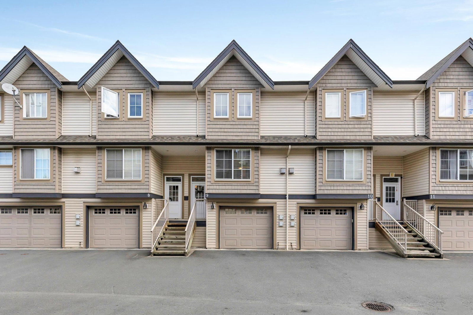 Listing Image 8