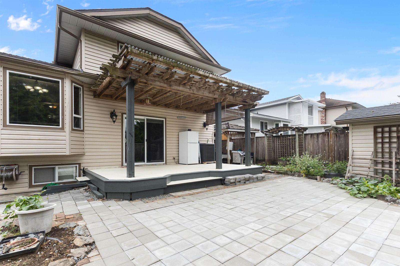 Listing Image 18